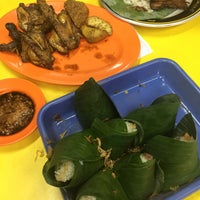 Photo taken at Kedai Ayam Goreng &amp;amp; Nasi Uduk Kebon Kacang Hj. Ellya by Juliana on 8/17/2016