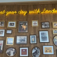 Photo taken at Cafe Landwer by Rafa J. on 9/1/2022