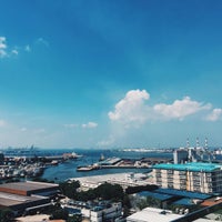 Photo taken at Jurong Fishery Port by ᴡ G. on 7/22/2015