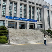 Photo taken at Yonsei University Main Auditorium by esgrenoble on 5/14/2022