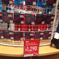 ユニクロ 新宿マルイ アネックス店 閉業 衣料品店