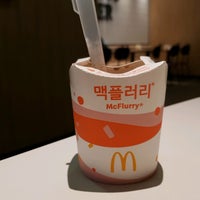 Photo taken at McDonald&amp;#39;s by 05 Y. on 10/2/2021