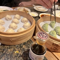 Photo taken at Din Tai Fung 鼎泰豐 by Peter S. on 8/26/2022