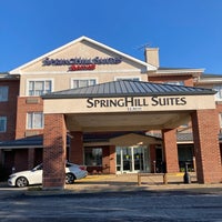 Photo taken at SpringHill Suites by Marriott St. Louis Chesterfield by Andrew M. on 8/18/2022