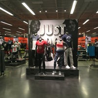 nike store in hcarlotte