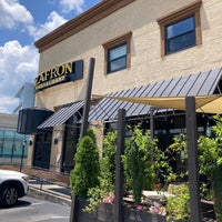 Foto tomada en Zafron Restaurant  por Andrew M. el 7/6/2023