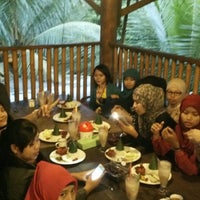 Review Kampoeng Kalapa (Saung Makan & Pemancingan)