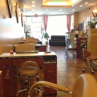 Photo taken at Hands &amp;amp; Feet Love Nail Spa by Mystique on 5/20/2013
