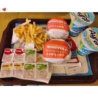 Photo taken at Burger King by Deniz S. on 8/14/2022