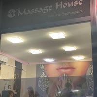 Foto tomada en Massage House  por Ju D. el 10/5/2021