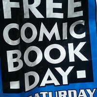 Photo taken at Earth 2 Comics by Lou T. on 5/4/2013