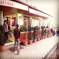 Foto diambil di Karaelmas Oyun Salonu Restaurant&amp;amp;Cafe oleh Recep Tuğçe Y. pada 5/9/2014