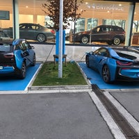 Photo taken at BMW Brussels Evere/Meiser by Quentin P. on 3/10/2017