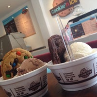 Photo taken at Cookie&amp;#39;n Ice by Camila B. on 6/11/2014