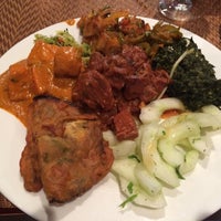 Foto scattata a Utsav Indian Cuisine - Wethersfield da Sir D. il 7/8/2015