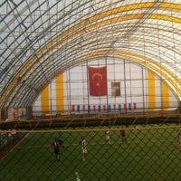 nihat yuceur spor tesisleri istanbul da futbol sahasi
