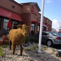 Photo taken at Chick-fil-A by Phil B. on 11/7/2012
