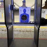 รูปภาพถ่ายที่ RTSP Shooting Range โดย ⚔️D-Anthony ⚔️ เมื่อ 12/1/2022