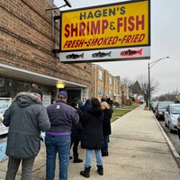 Снимок сделан в Hagen&amp;#39;s Fish Market пользователем Mike N. 12/22/2022