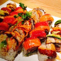 Das Foto wurde bei Banzai Sushi von Banzai Sushi am 3/18/2014 aufgenommen