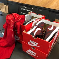 nike factory eje 10