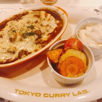 Foto scattata a Tokyo Curry Lab da きゃべつ il 1/24/2018