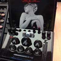 Photo taken at MAC Cosmetics by Argelia F. on 10/6/2012