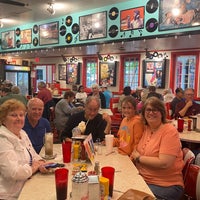 Photo taken at Mel&amp;#39;s Hard Luck Diner by Kellye G. on 5/23/2022