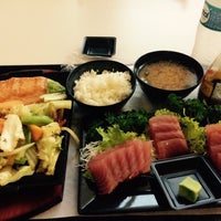 Photo taken at Tomy Sushi by Alfonso F. on 10/28/2014