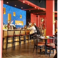 Foto diambil di Saffron Restaurant &amp;amp; Lounge oleh Dirk v. pada 9/8/2016