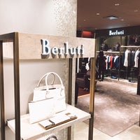 Berluti 新宿高島屋店 西新宿 0 Tips Berluti 新宿高島屋店 西新宿 0 Tips