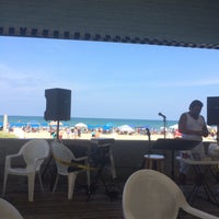 wanna grill bar beach