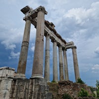 Photo taken at Temple of Saturn by Julien on 5/29/2023