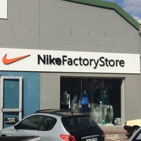 nike factory shop access park online