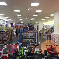 Photo taken at The Toy Store by Amirhossein R. on 8/10/2016