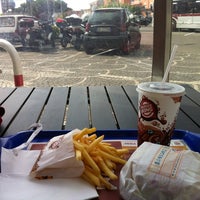 Photo taken at Burger King by Roberto R. on 10/3/2012