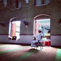 Photo taken at Masjid Darul Arbidean by Aiman.razie@gmail.com A. on 7/11/2014