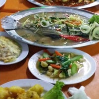 Restoran Juara Ikan Bakar 24 Jam Seafood Restaurant In Segamat District