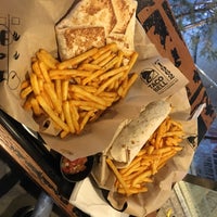 Photo taken at Taco Bell by Asuka O. on 9/22/2019