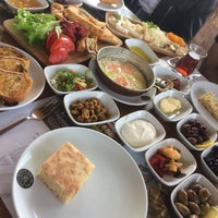 Photo taken at Tünel Restaurant by Nesime Özgül on 5/5/2019