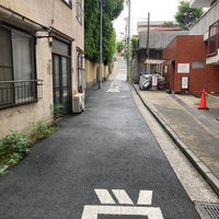 Photo taken at 幽霊坂 by akubi on 6/19/2021