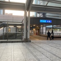 Photo taken at Shiodome Station by akubi on 5/3/2022