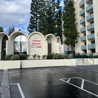 Das Foto wurde bei Howard Johnson Anaheim Hotel and Water Playground von Kurst H. am 1/21/2024 aufgenommen