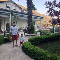 Photo taken at Morina Deluxe Hotel by Müşerref K. on 7/10/2019