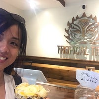 Photo taken at Tropical Tribe by Muriel A. on 4/19/2019