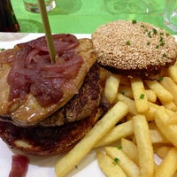 รูปภาพถ่ายที่ Nice burger โดย Nice burger เมื่อ 3/23/2014