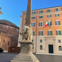 Photo taken at Elefantino e Obelisco della Minerva by Michael H. on 7/31/2022