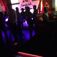 Foto tirada no(a) Trilogy Nightclub &amp; Hookah Lounge por Annette P. em 4/4/2014