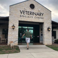 Photo taken at Heart of Texas Veterinary Specialty Center by Patrizio on 5/9/2018
