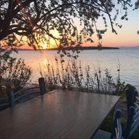 Photo taken at Delicia Restaurant &amp;amp; Beach by Duygu Ç. on 6/24/2018